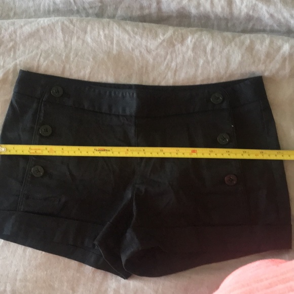 ARITZIA Talula Shorts - Picture 5 of 7